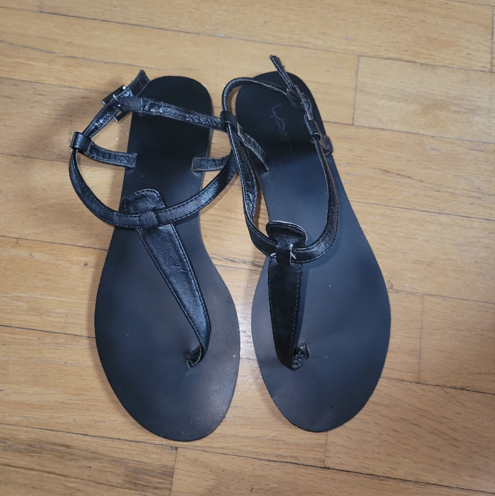 Black Flat Sandals